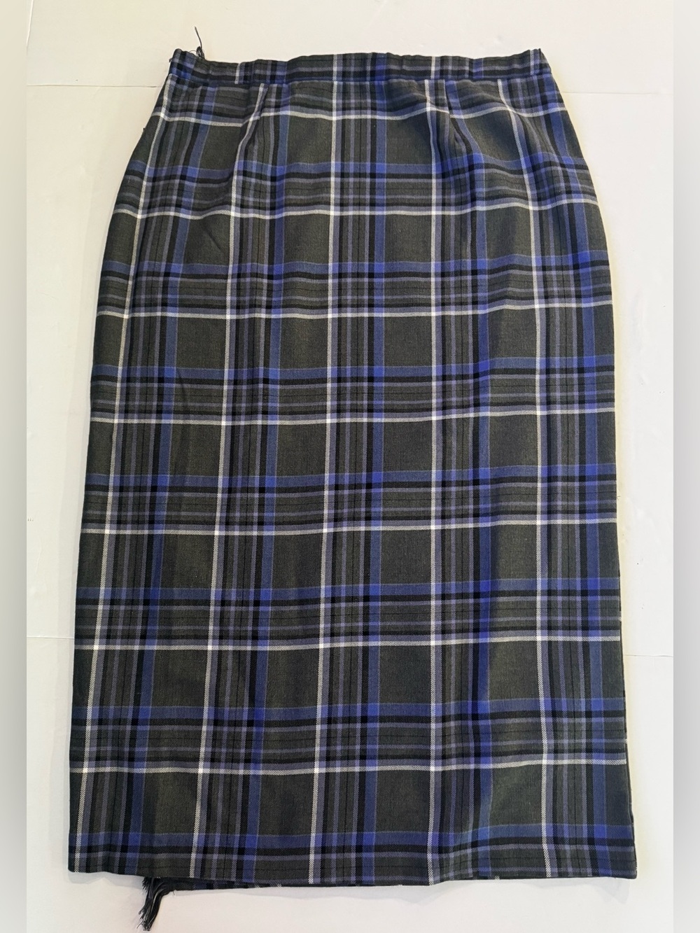 Requirements Grey & Blue Plaid Tartan Wrap Skirt w/ Fringe- size 14 - Picture 3 of 14